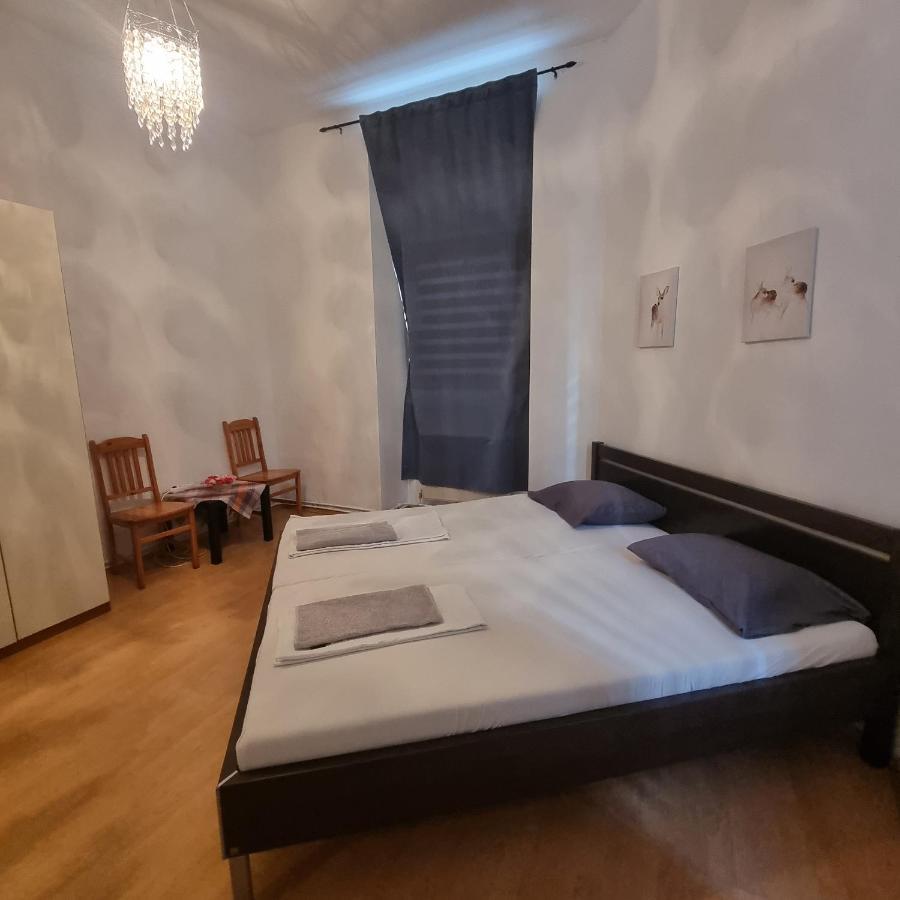 Bella Apart Apartment Wina Bagian luar foto