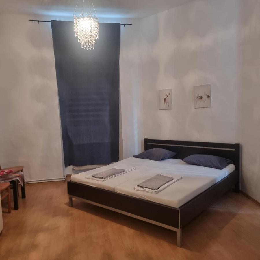 Bella Apart Apartment Wina Bagian luar foto